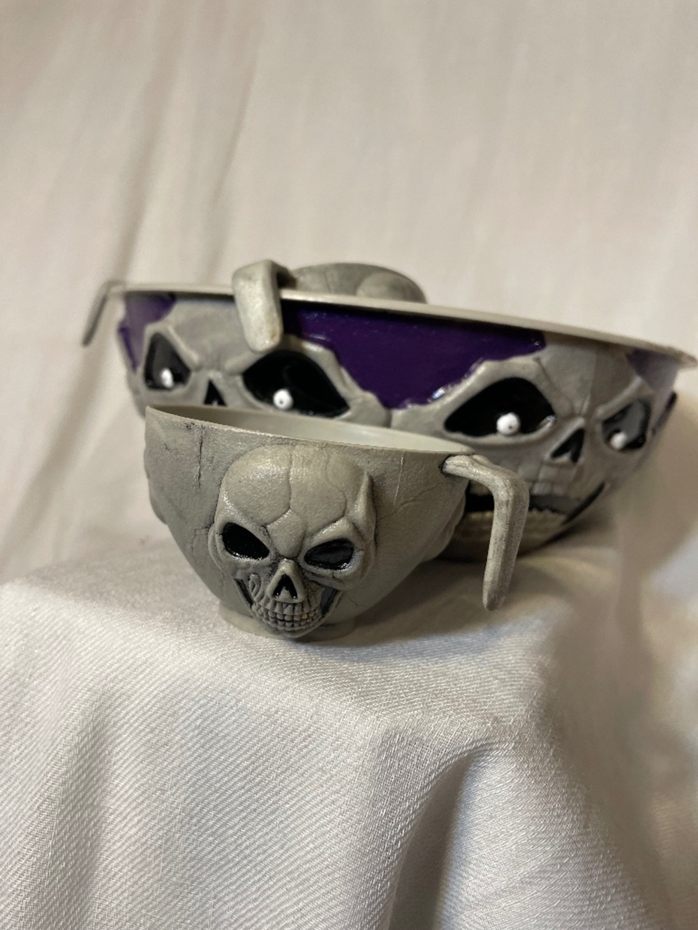 Halloween Skeleton skull punch bow